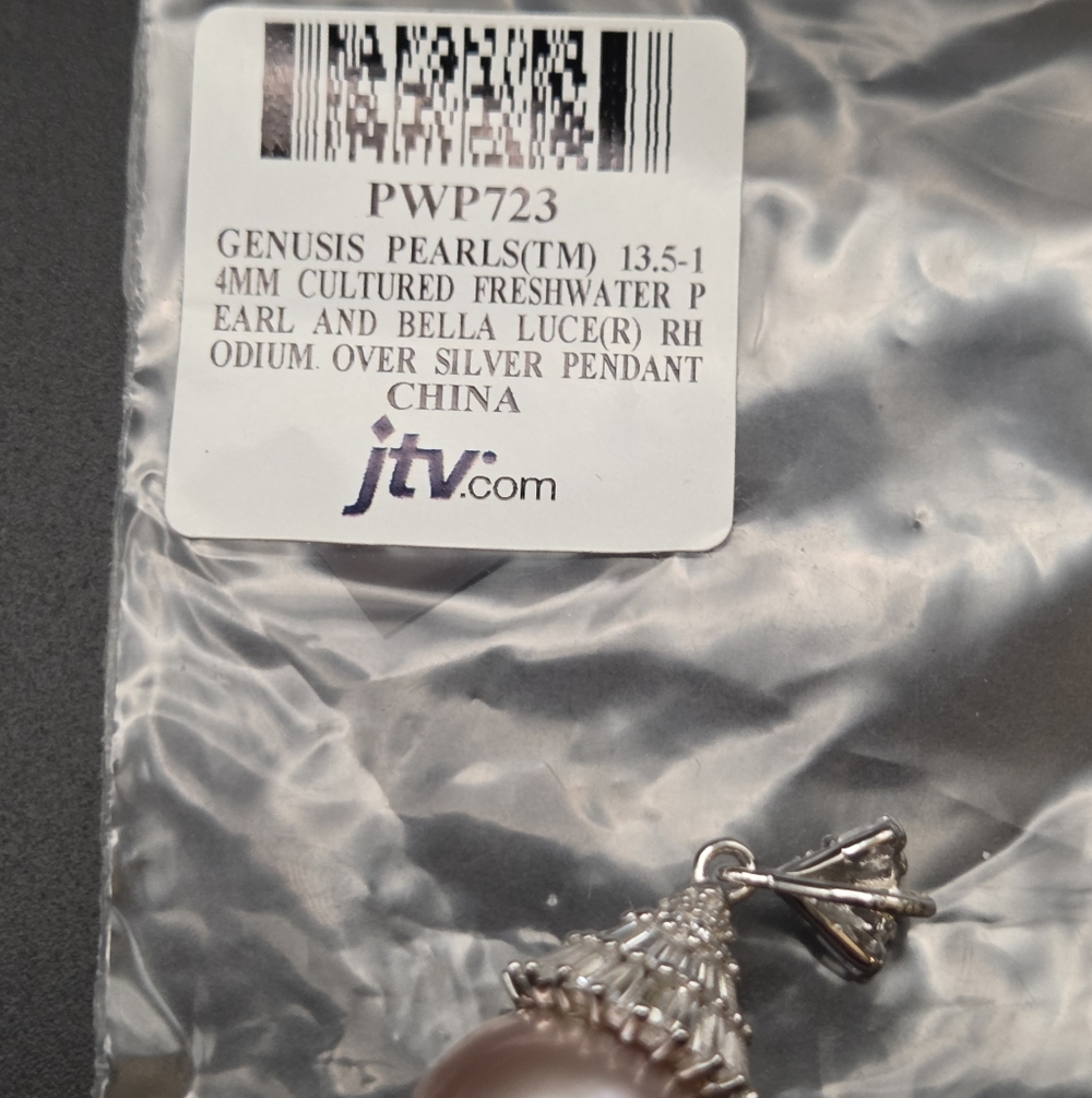 13.5-14 Cultured Freshwater Pearl With CZ. Bella Luce Rhodium Over Silver Pend - Picture 5 of 5